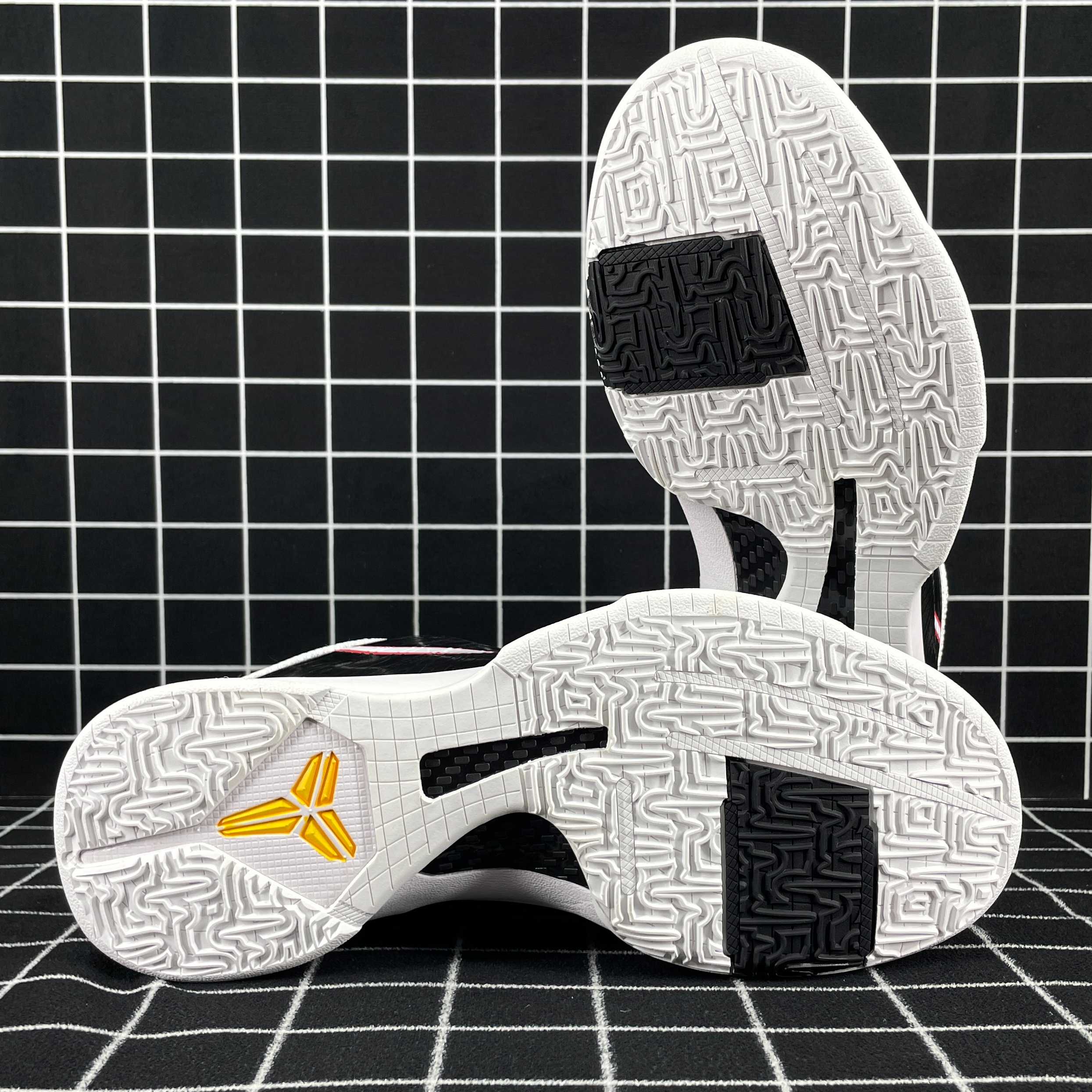 Nike Kobe 5 Protro Bruce Lee Alternate Replica