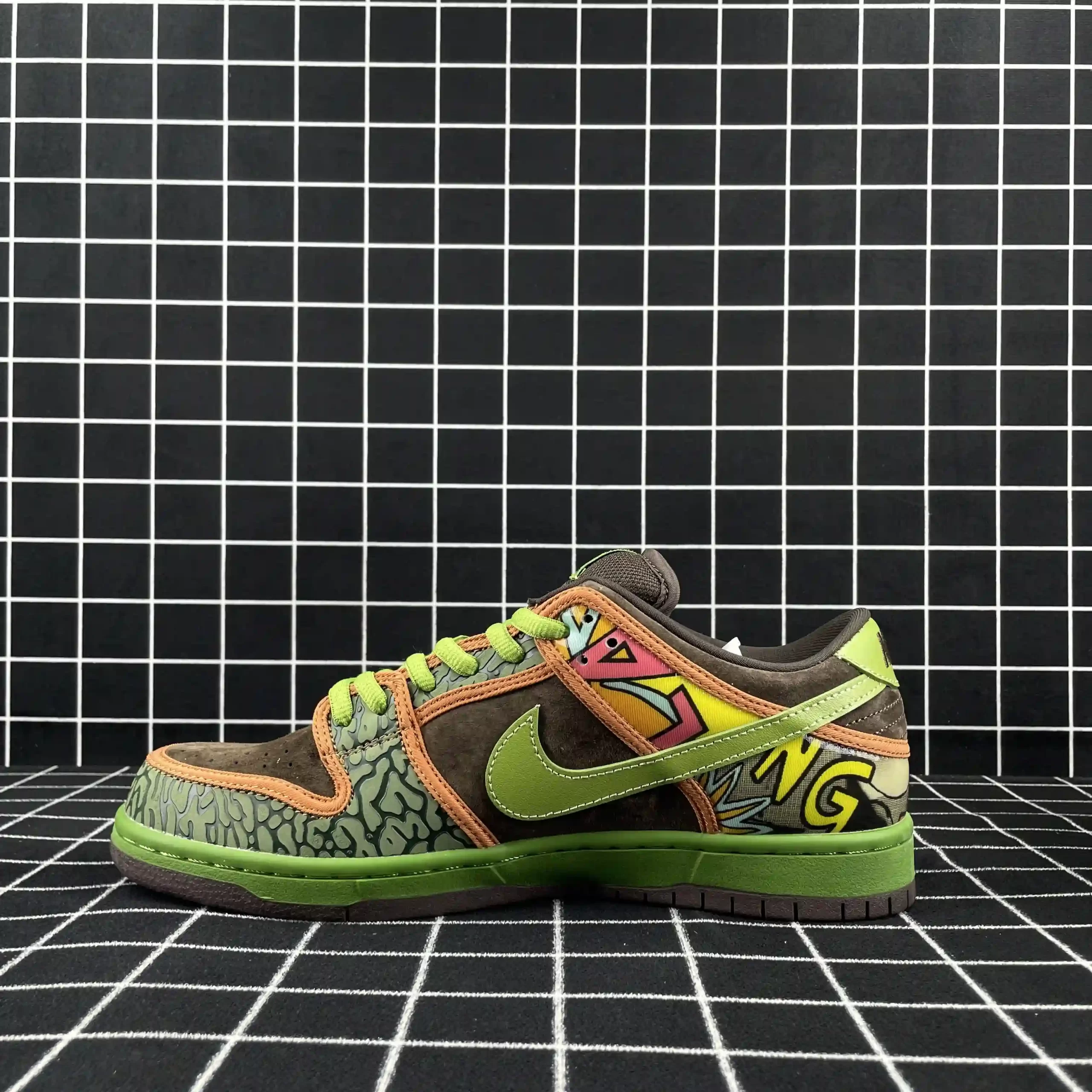 Nike SB Dunk Low De La Soul Replica