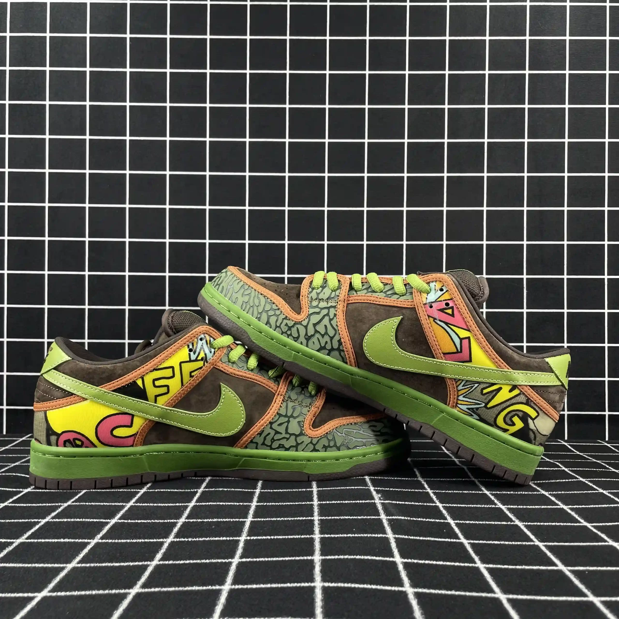 Nike SB Dunk Low De La Soul Replica
