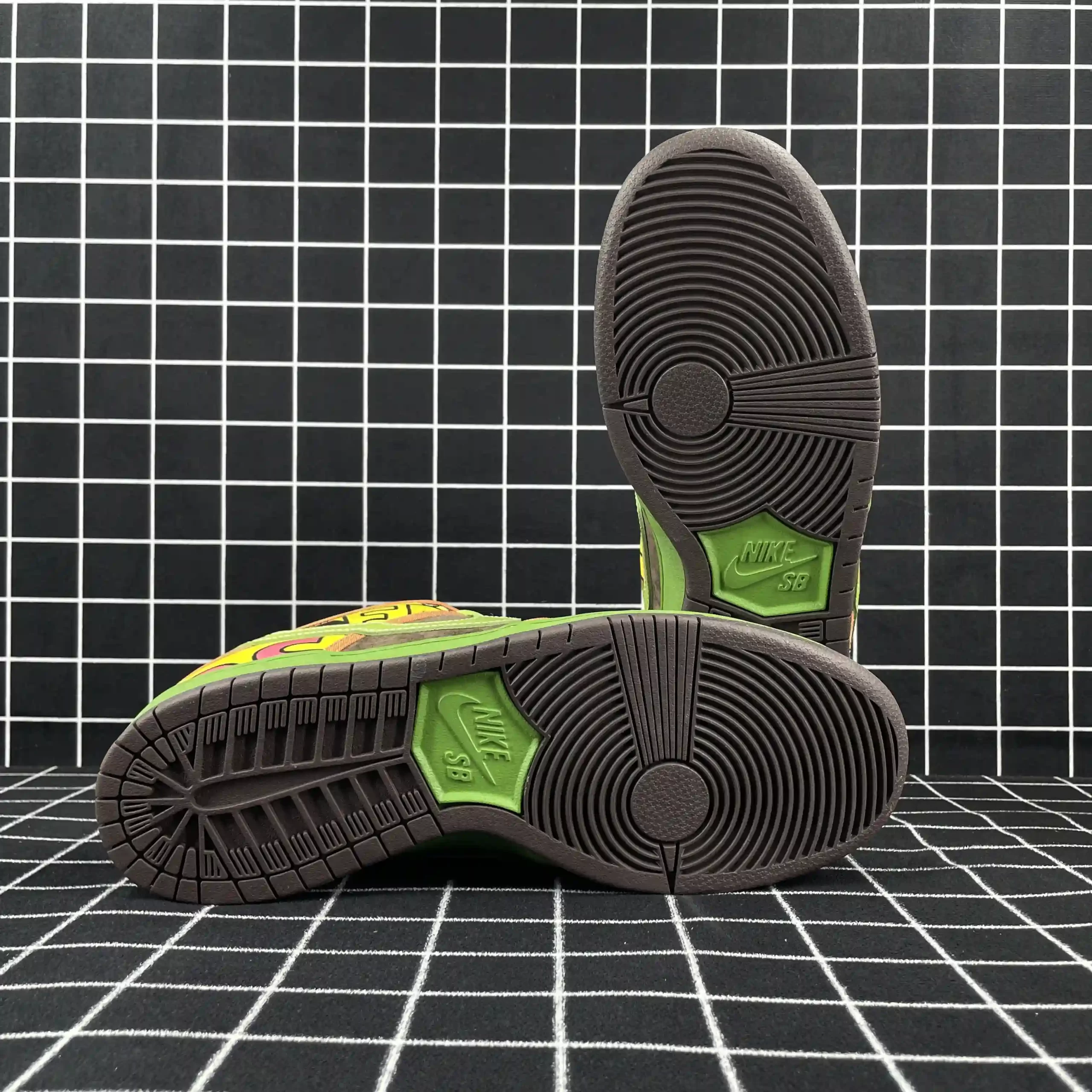 Nike SB Dunk Low De La Soul Replica