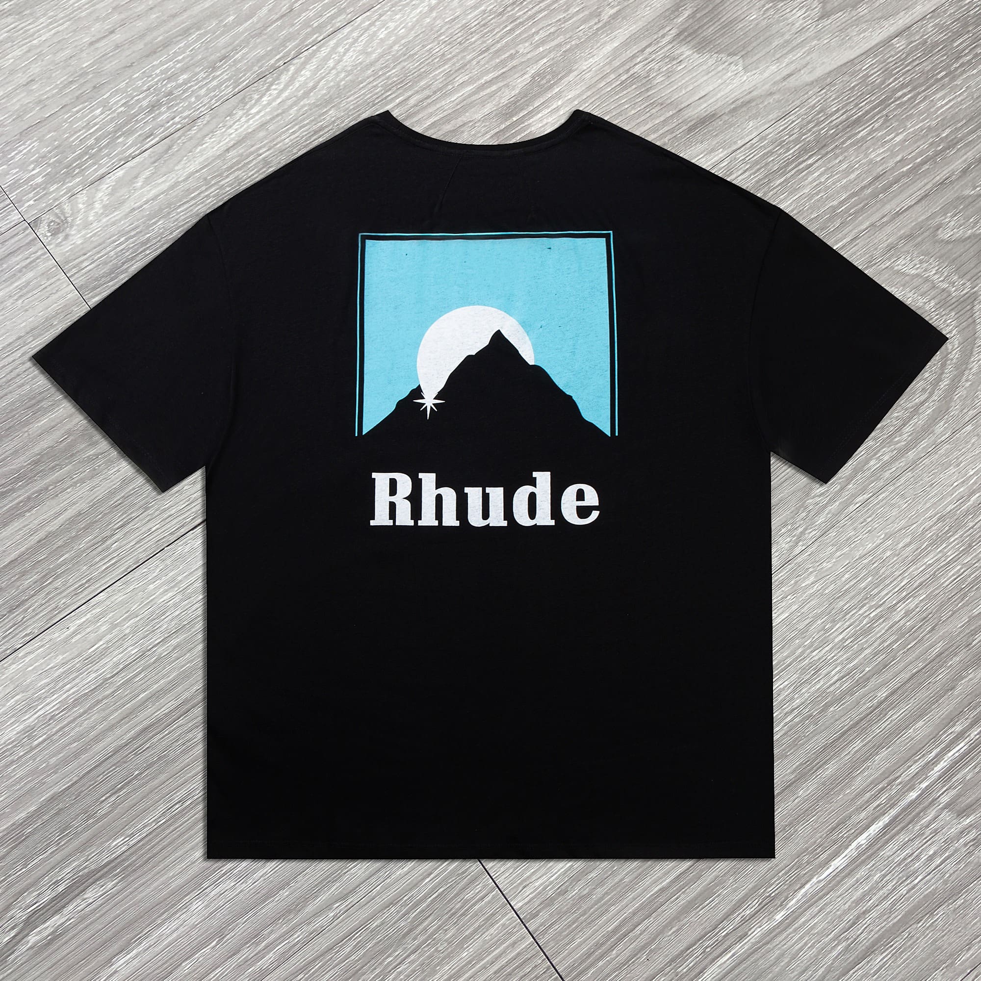 Akeng Rhude Crown Banner Tee 2