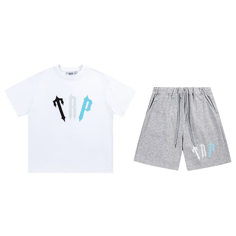 Trapstar Sword Letter Print T-Shirt & Shorts