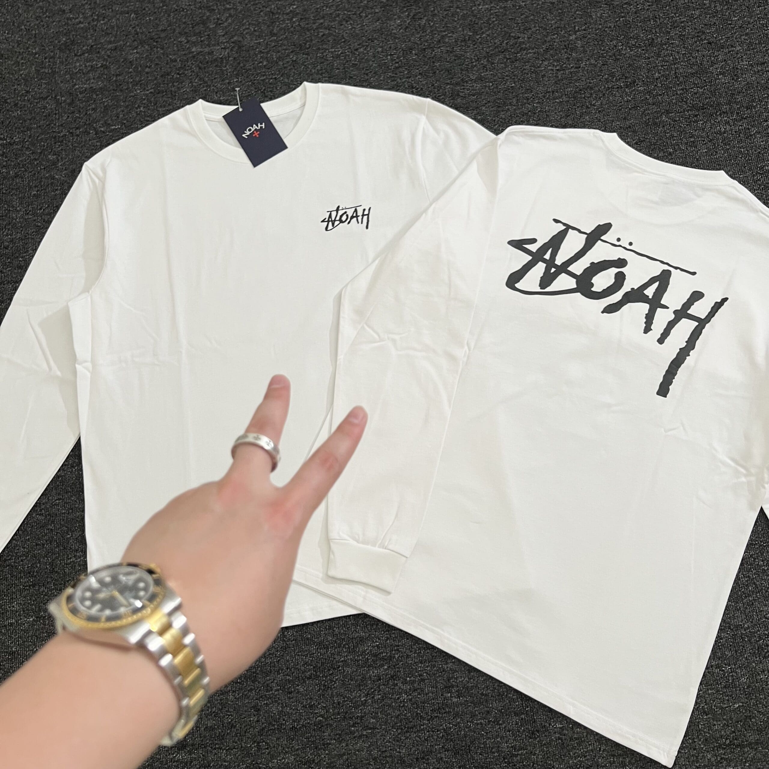Noah Calligraphy Logo Long Sleeve Tee