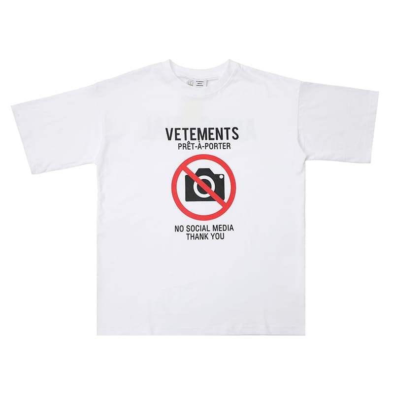 Vetements No Photography Slogan Tee