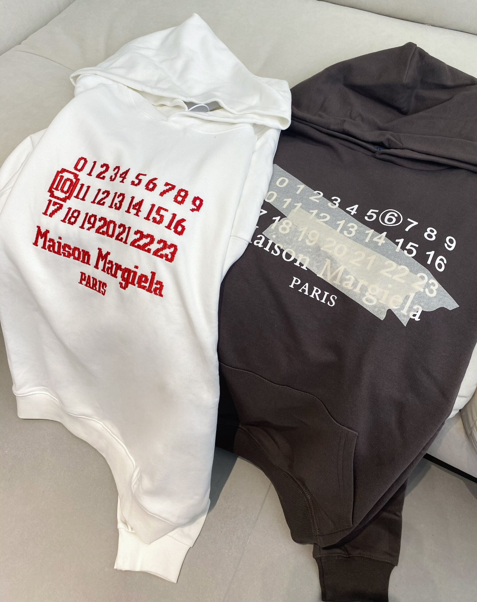 ma*s*n Ma*i*la heavyweight hooded sweater