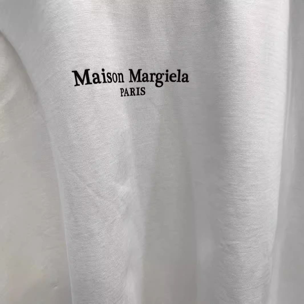 ma*s*n Ma*i*la mm6 heavy weight letter print long sleeve t-shirt for men