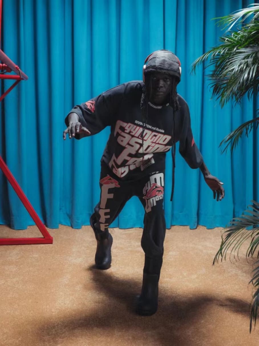 RRR123 Graffiti Letter Print Loose Round Neck T-Shirt