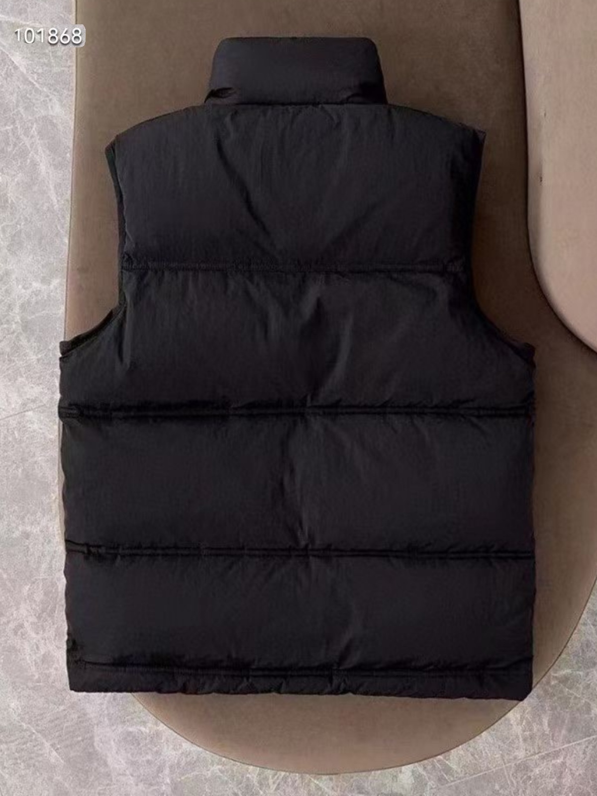 90 white duck down 2023 new ami vest love down jacket men’s and women’s black and white loose autumn and winter warm coat